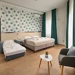 Hotel Kristaly