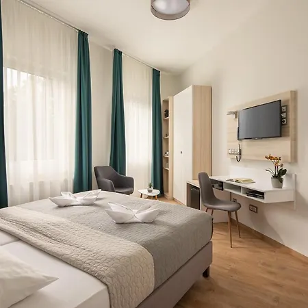Hotel Kristaly Keszthely