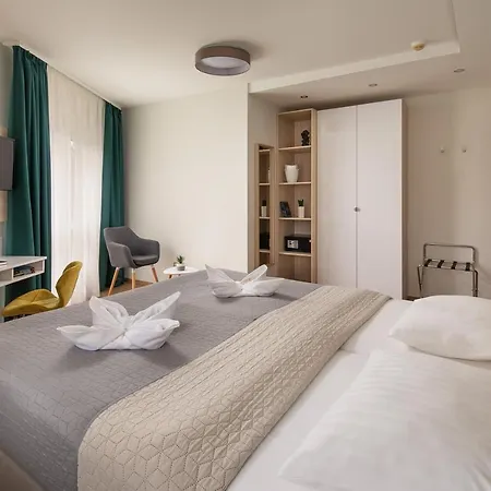 Kristály 4* Keszthely