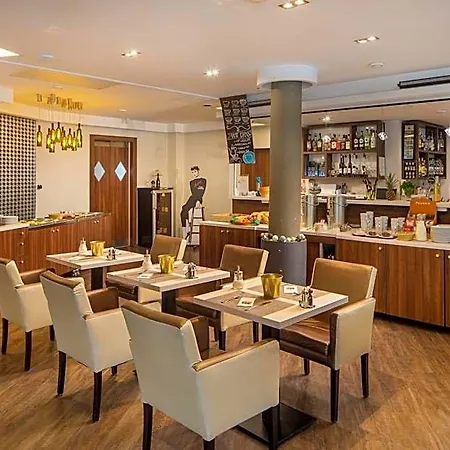 Kristály Hotel 4*