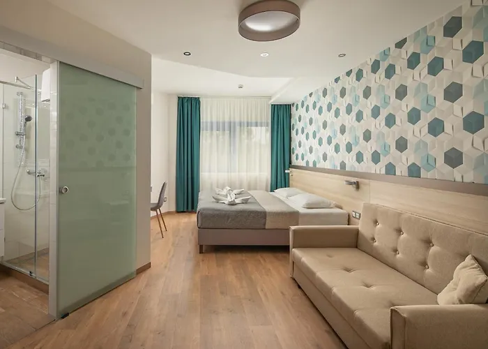 Kristály Hotel 4*