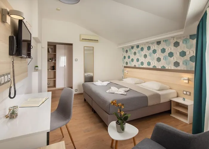 Kristály Hotel 4*